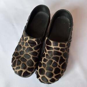 SANITA Clogs EU SIZE 40 Giraffe Safari Print Calf Hair Clogs